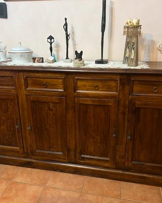 Credenza in legno con 4 ante e 4 cassetti