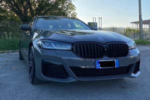 BMW 520d Touring mhev 48V xdrive Msport auto LCI