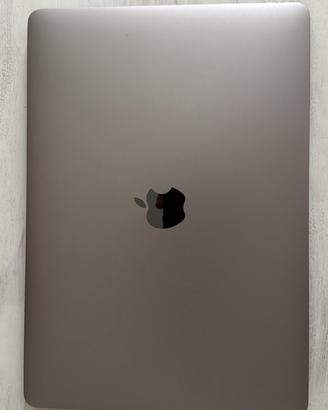 MacBook Pro 13” 2017 – 8GB RAM, 256GB SSD