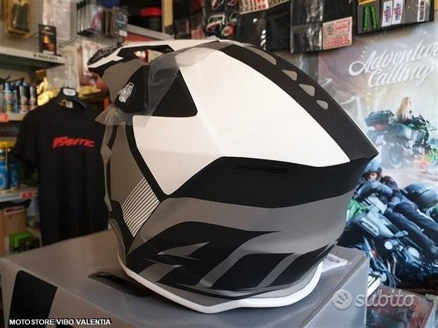 Subito - motostore vibo valentia - Casco cross airoh wraap raze black matt  - Accessori Moto In vendita a Vibo Valentia