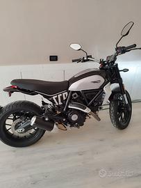 Ducati Scrambler 800 COME NUOVA