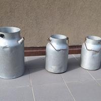 Antichi canestri per la raccolta del latte.