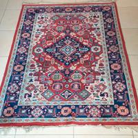 tappeto mediorientale vintage