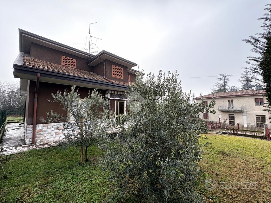 VILLA SINGOLA A BEDIZZOLE - Vista 2