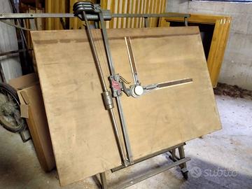 tavolo da disegno - Tecnigrafo