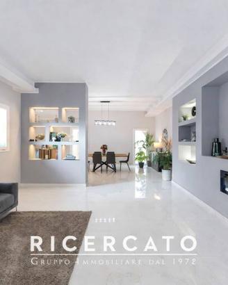 Appartamento di 180 m² con più di 5 locali e box a