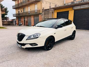 Lancia delta 1.6 mjt