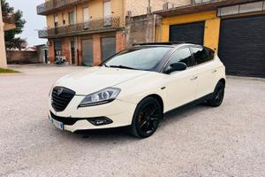 Lancia delta 1.6 mjt