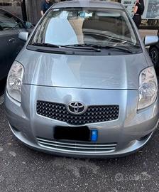 toyota yaris 1,3 sol