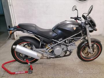 Ducati Monster 600 Dark 