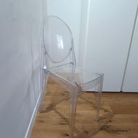 Sedia Gosth Kartell trasparente 