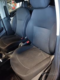 Sedile anteriore sx PEUGEOT 208 del 2017