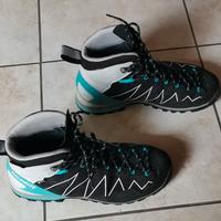 Scarponi da montagna