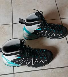 Scarponi da montagna