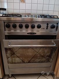 Cucina inox  a gas