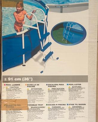 scaletta per piscina