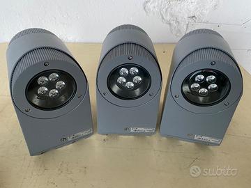 Fari proiettori a Led IVELA bidirezionali