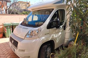 camper semintegrale elnagh T-loft 53