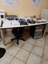 tavoli e sedie con ruote 