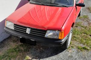 Peugeot 205