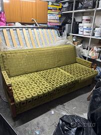Divano letto matrimoniale