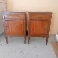 Comodini vintage in legno 