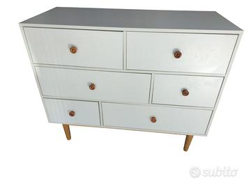 Cassettiera bianca in legno