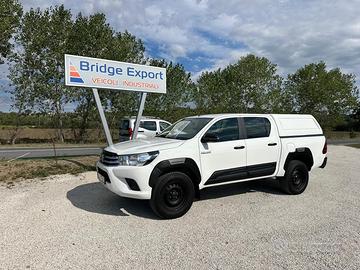 Toyota Hilux 2.4 pick up 4x4 manuale