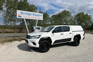 Toyota Hilux 2.4 pick up 4x4 manuale