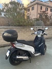 Kymco People 200 GTi - Accessoriato