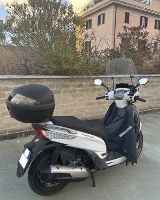 Kymco People 200 GTi - Accessoriato
