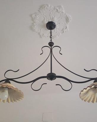 Lampadario in ferro battuto 