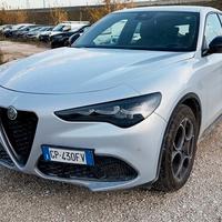 Alfa Romeo Stelvio 2.2 Turbodiesel 160 CV AT8 RWD 