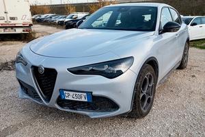 Alfa Romeo Stelvio 2.2 Turbodiesel 160 CV AT8 RWD 