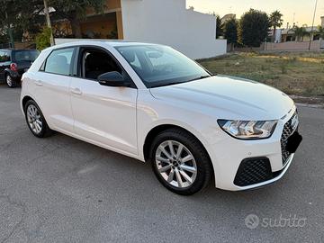 Audi A1 SPB 30 TFSI S tronic line edition