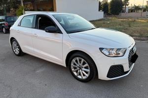Audi A1 SPB 30 TFSI S tronic line edition