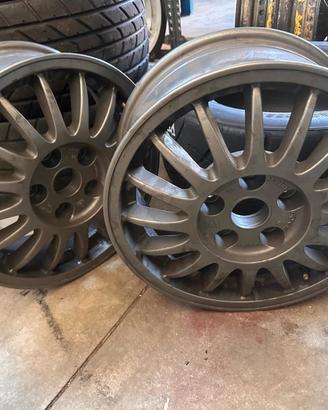 Coppia Cerchi lega Audi Volkswagen Golf GTI 6j R15
