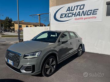 AUDI Q2 30 TDI S Tronic Identity Black