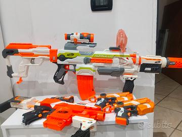 Nerf con accessori 
