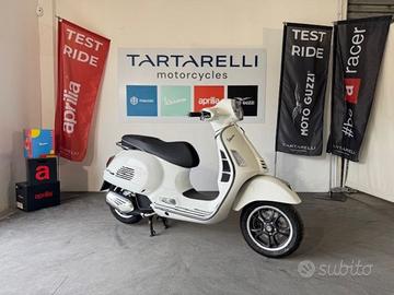 Vespa 125 GTS SUPER 125 E5+ BIANCO INNOCENTE...