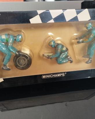Set modellismo Meccanici Pit Stop F1 (1:18 -1:43)