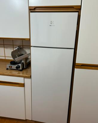 Frigorifero electrolux