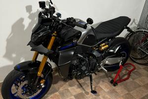 Yamaha MT 09 - SP 2023 solo 2400km