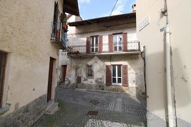CASA SEMINDIPENDENTE A BUTTIGLIERA ALTA