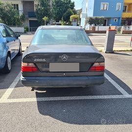 Mercedes 200E - GPL - clima -1989-ASI -gomme nuove