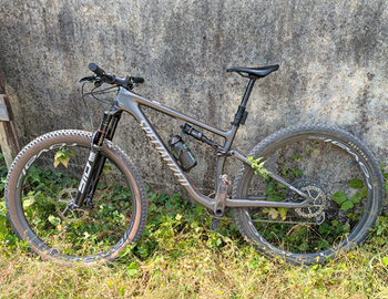 Specialized Epic Evo Expert