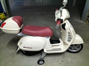 Vespa peg perego 12 Volt