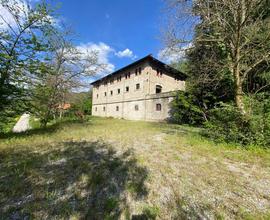 LABORATORIO A PISTOIA