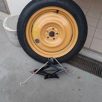 RUOTINO SCORTA  PER AUTO