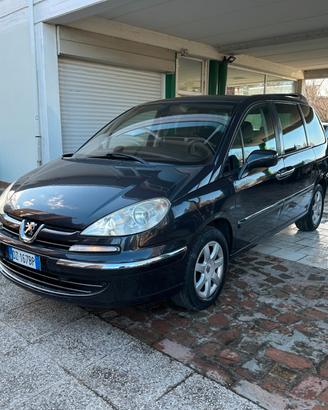 Peugeot 807 2.0 HDi 8 POSTI (12 RATE)